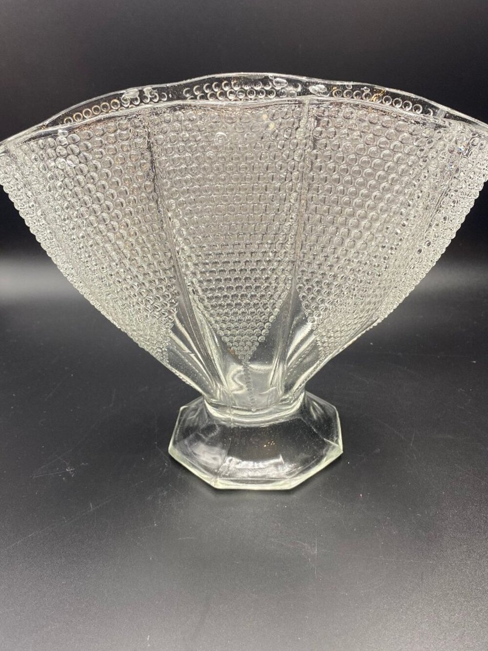 L.E. Smith 1000 Eyes Fan Vase
